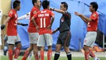 Những sự cố trọng tài nổi cộm ở giải hạng Nhất 2011